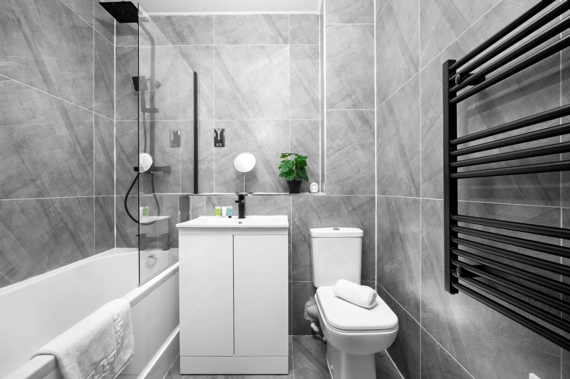 New Luxury Two Bedroom Apartment - City Centre - Netflix - Wifi - Top Rated - Jq 8Ah Birmingam Exterior foto